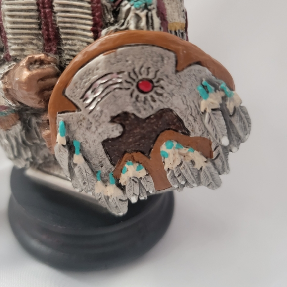 Chief Red Cloud Pewter Bust - Picture 5 of 8